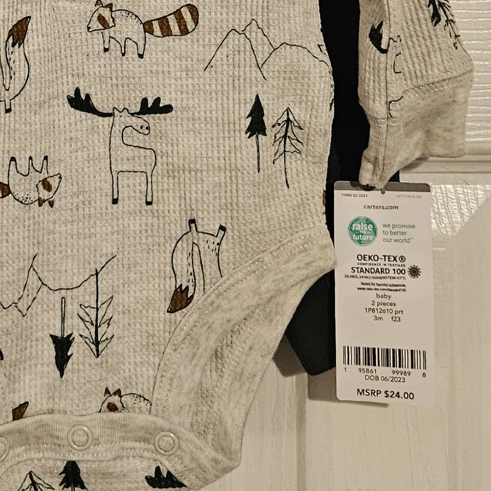 2 NEW 0-3 Month Baby Boy Outfit Lot!  Carters and Cat & Jack. - Picture 5 of 7